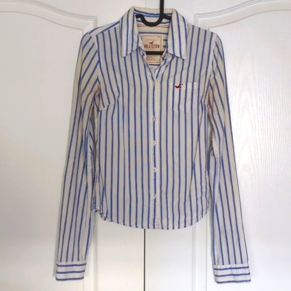 Hollister (S) button up shirt